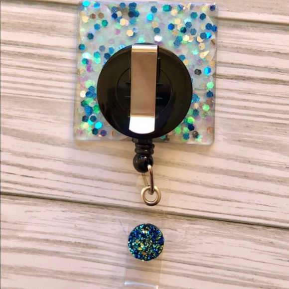 Stitch Badge Reel - Picture 3 of 4